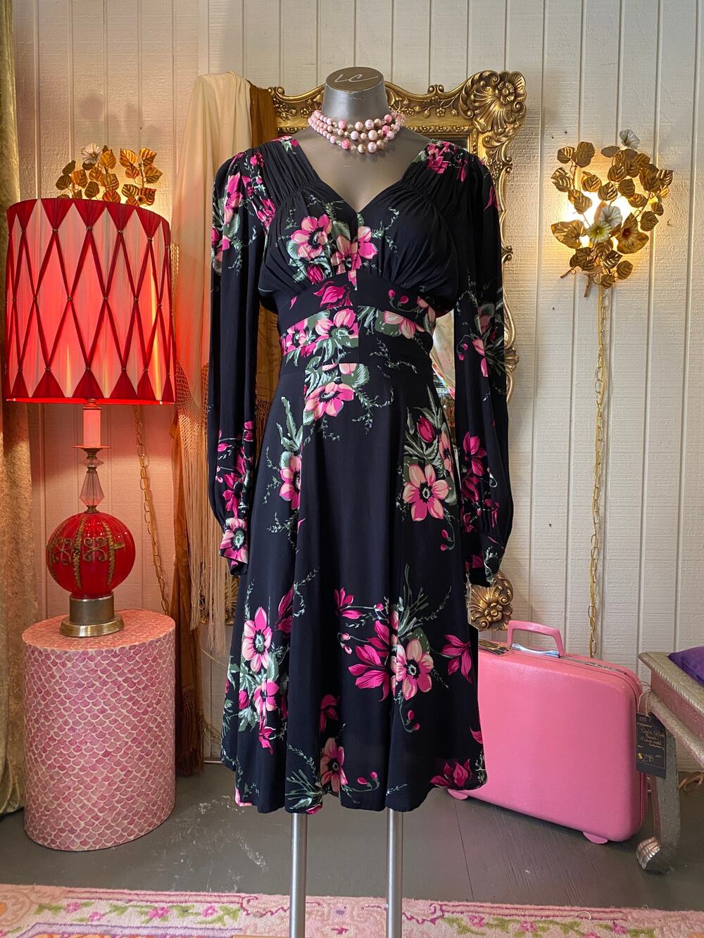 vintage inspired Trashy Diva magenta floral dress, size 0, 1940s style, full, 25
